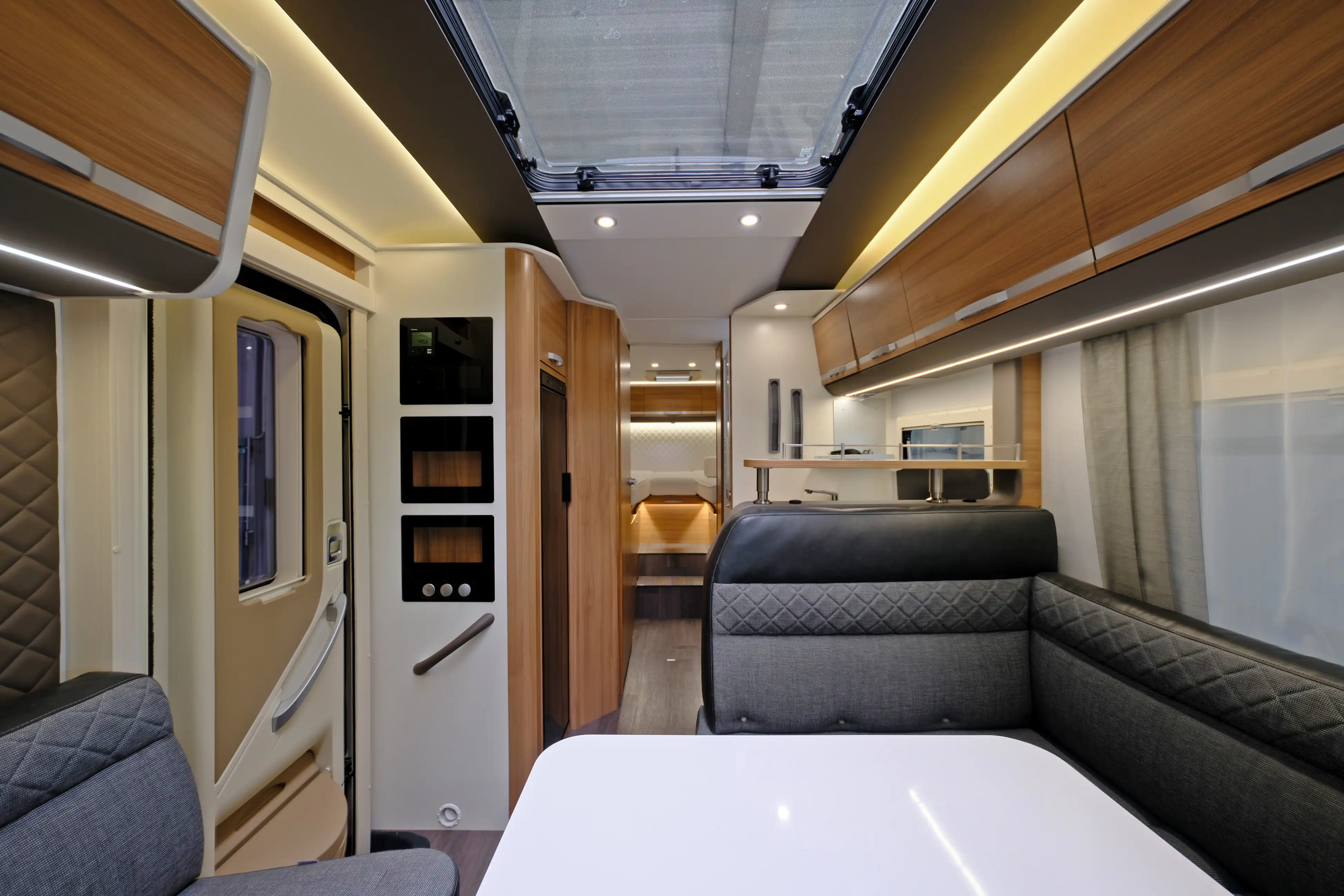 ADRIA Coral 670 SL Axess